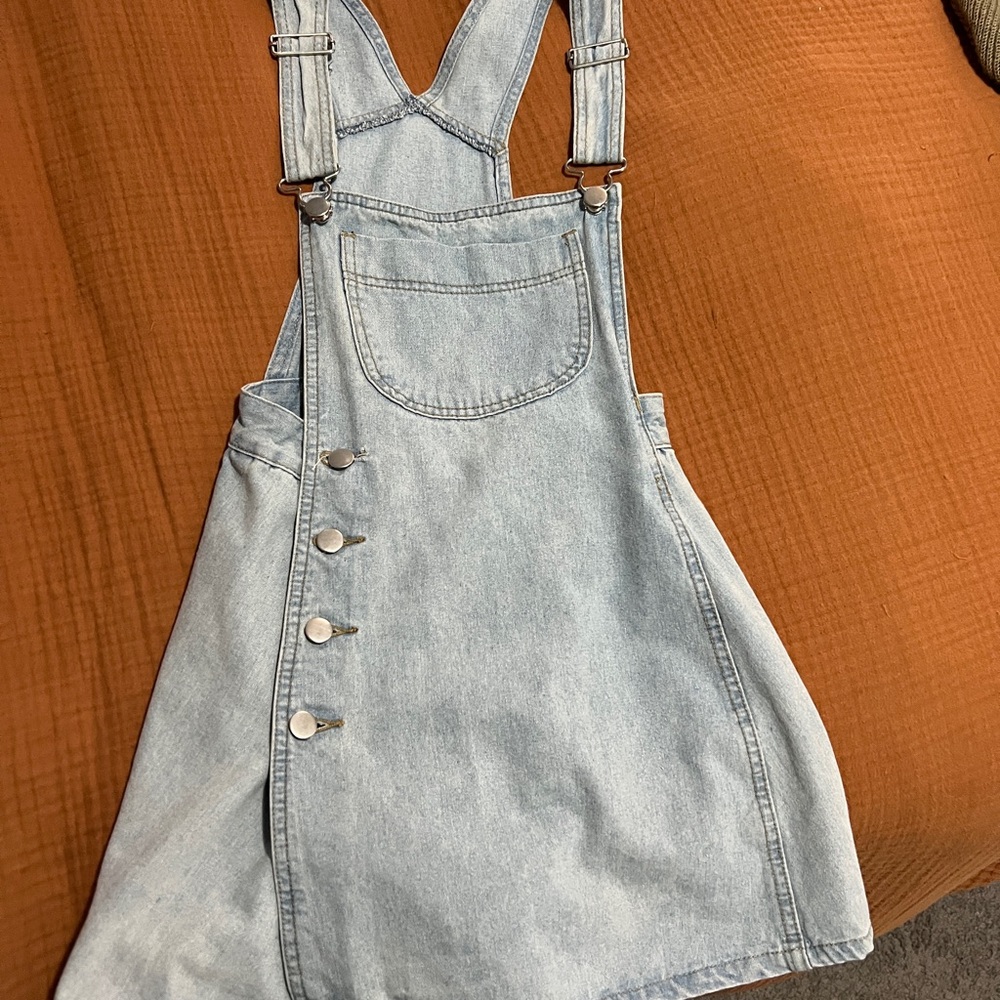 UNIF Dani Jumper Light Blue Denim Overall skort romper